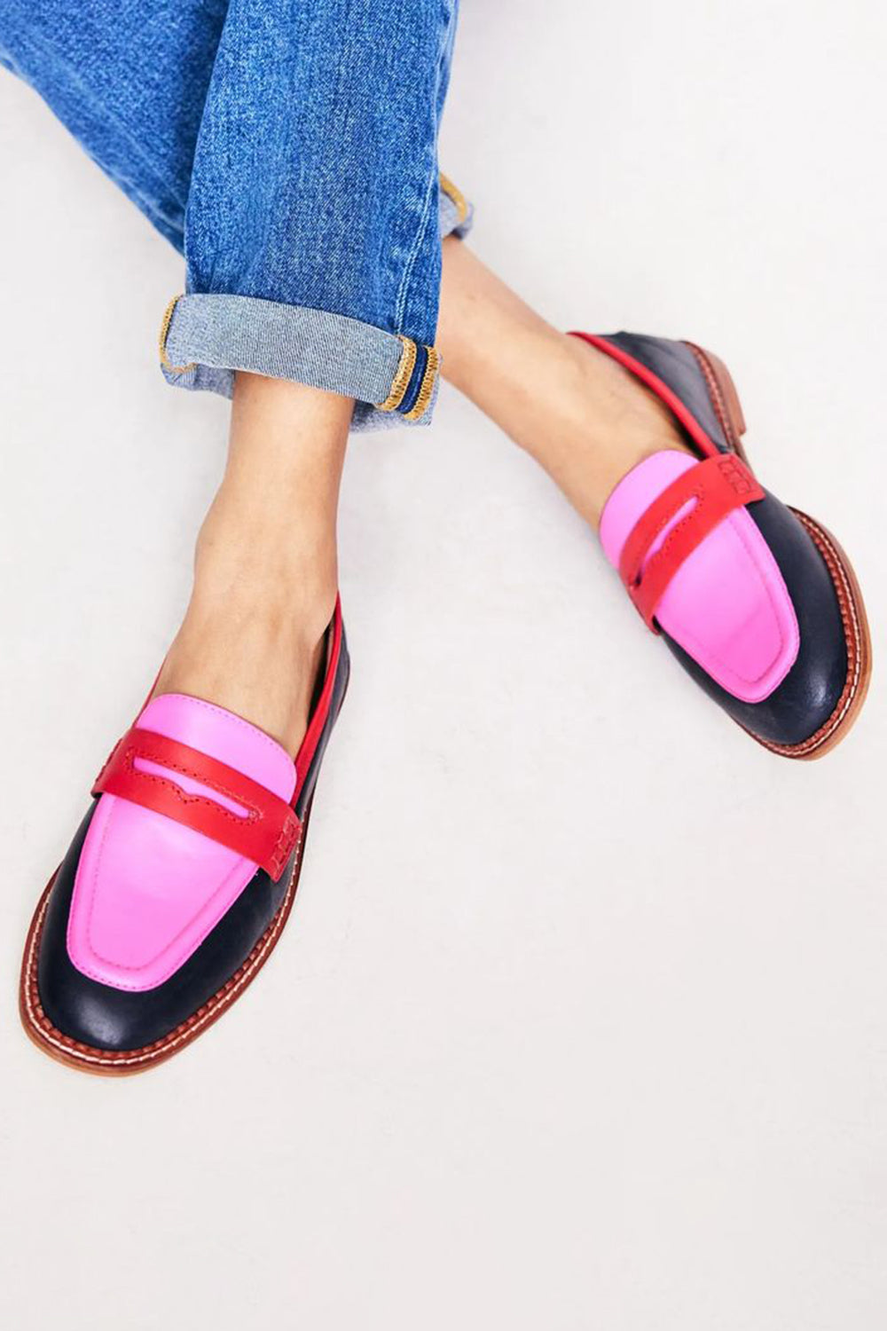 Camille | Mocassins noirs avec accent coloré