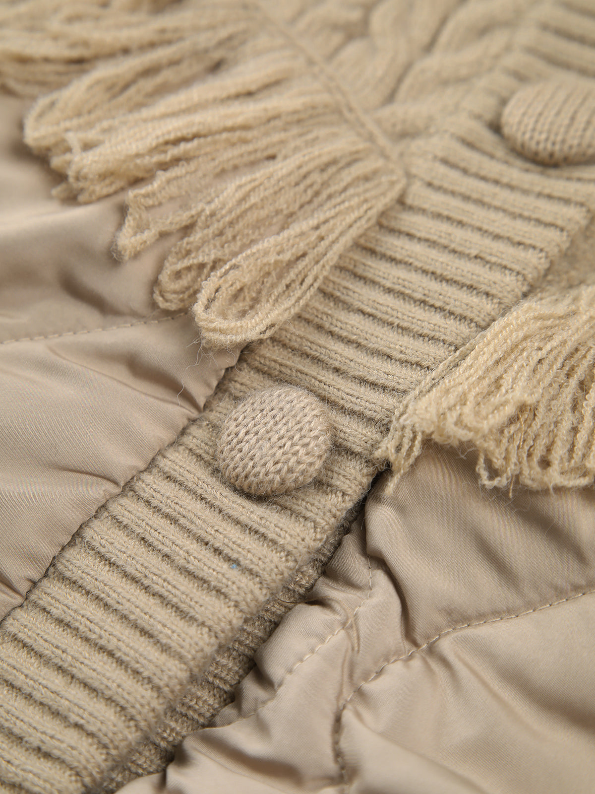 Maison Léa™ | Veste matelassée en tricot torsadé patchwork